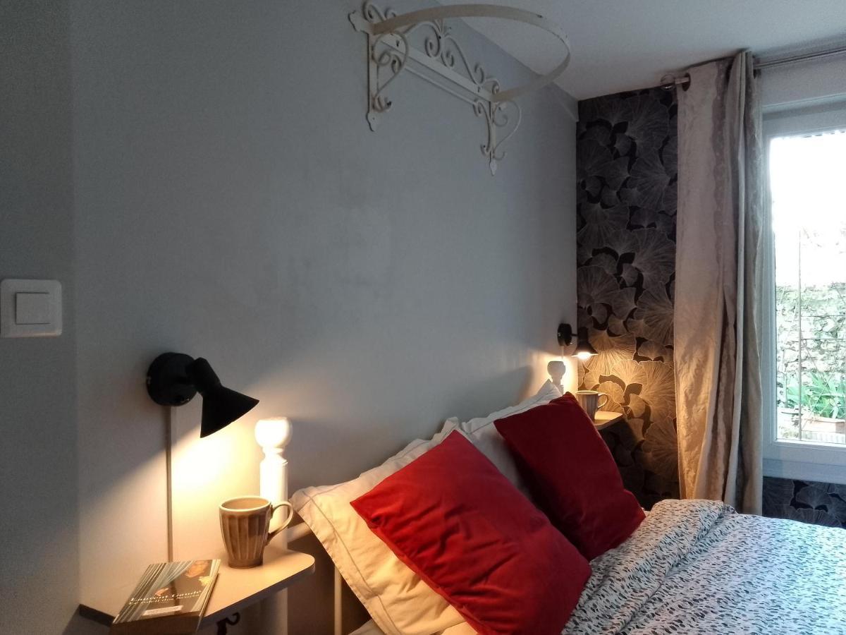 Appartamento La Tourterelle La Rivière-Saint-Sauveur Esterno foto