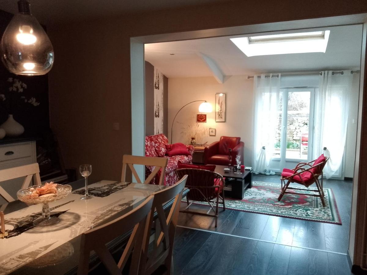 Appartamento La Tourterelle La Rivière-Saint-Sauveur Esterno foto